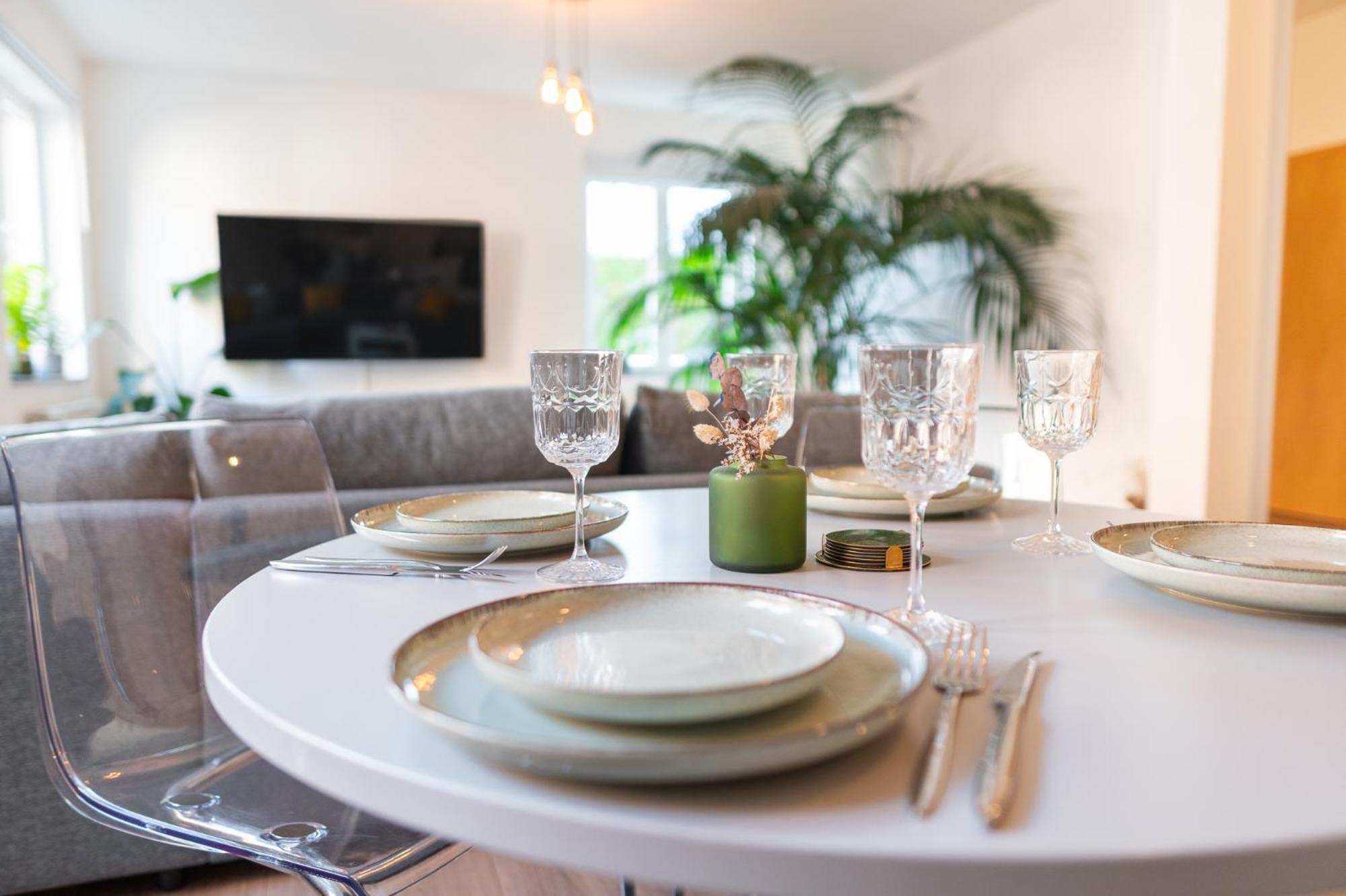 Luxurioeses Apartment, 10Min Innenstadt, Parkplatz Erfurt Eksteriør bilde